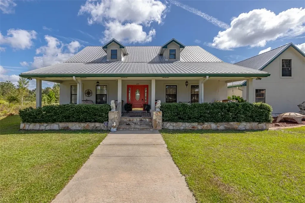 220 Chickasaw Road, Hoboken