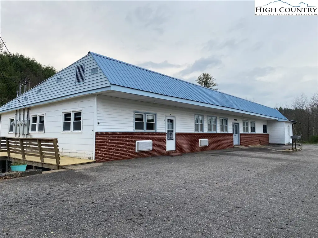 9303 Nc Hwy 88 E Street # Apt 6, Laurel Springs