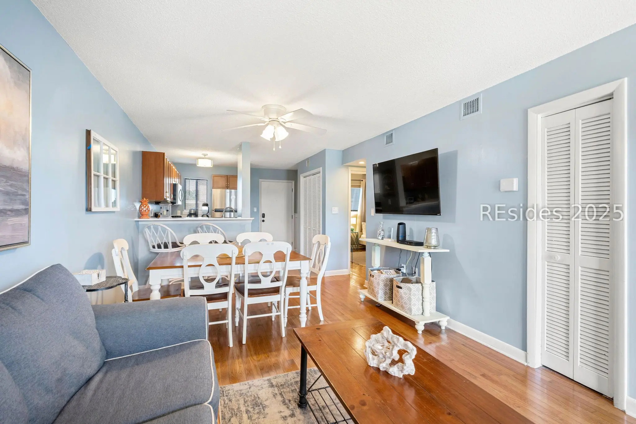 Photo of Listing #502117