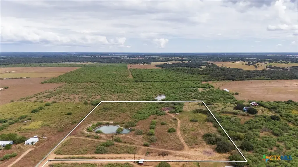 55 Lassman Road, Goliad