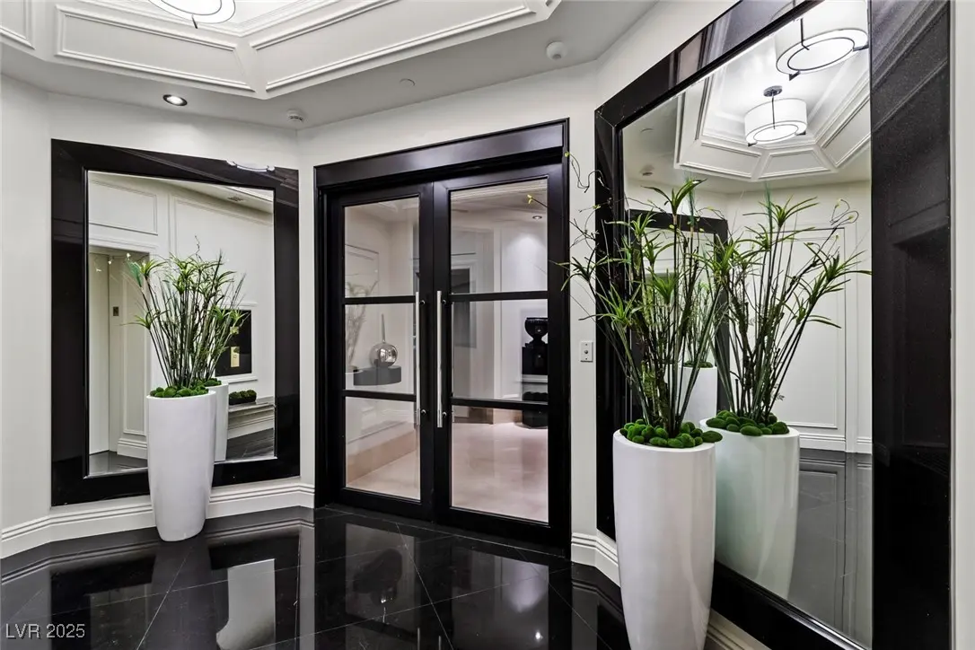 Photo of Listing #2727694