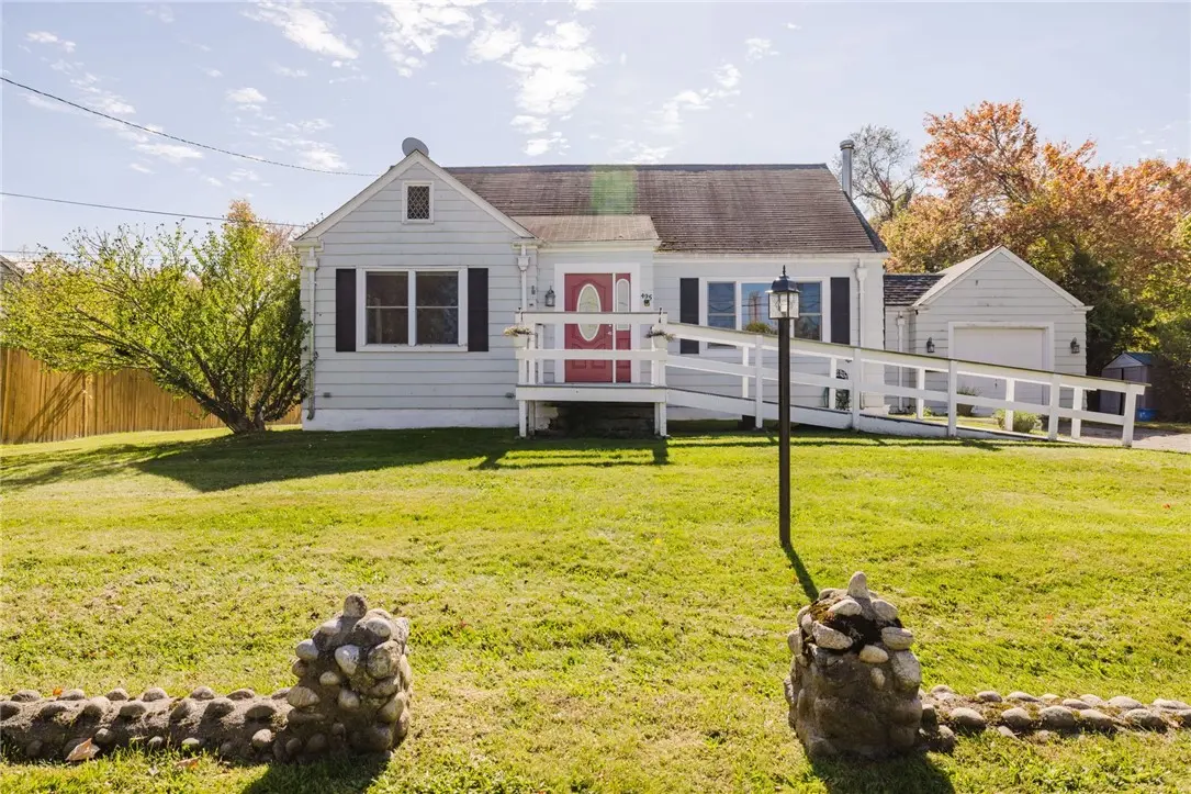 495 Hooper St, Tiverton