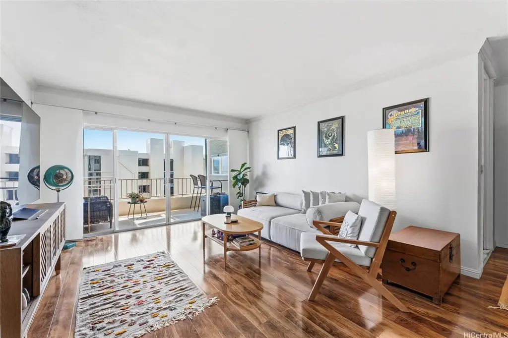 1001 Wilder Avenue # 602, Honolulu