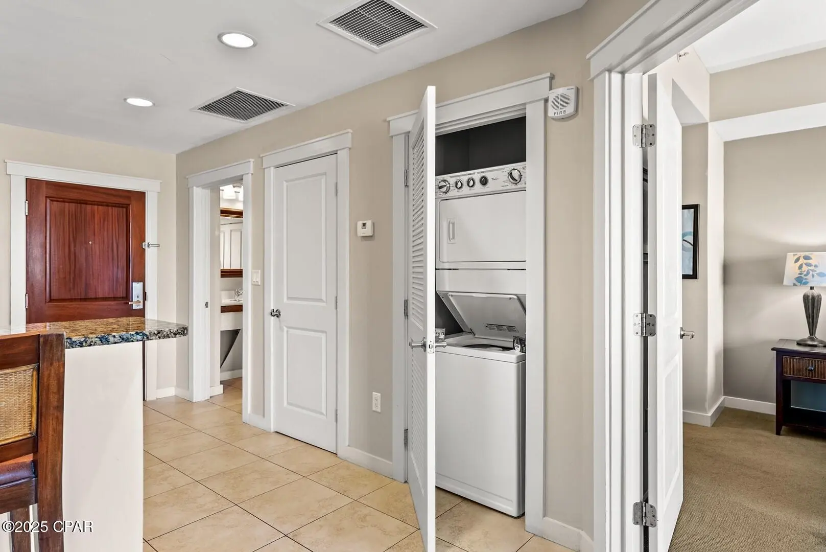 Photo of Listing #780428