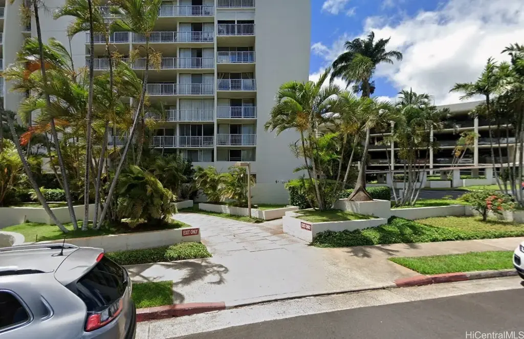 98-410 Koauka Loop # 26c, Aiea