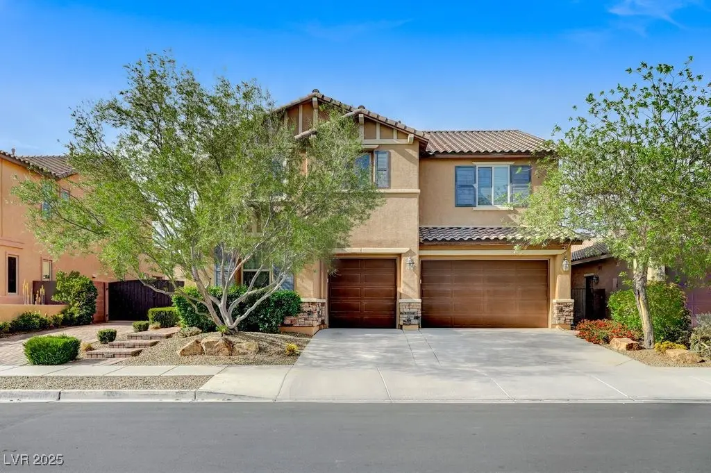 Photo of Listing #2727090