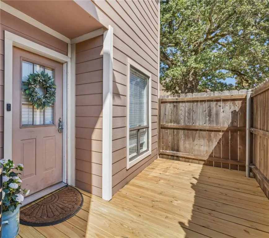 2807 Wildflower Drive 12, Bryan