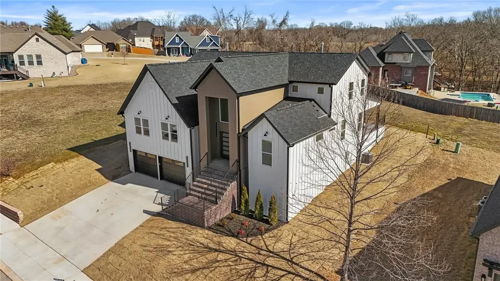 2170 Hopkins Lane, Pea Ridge