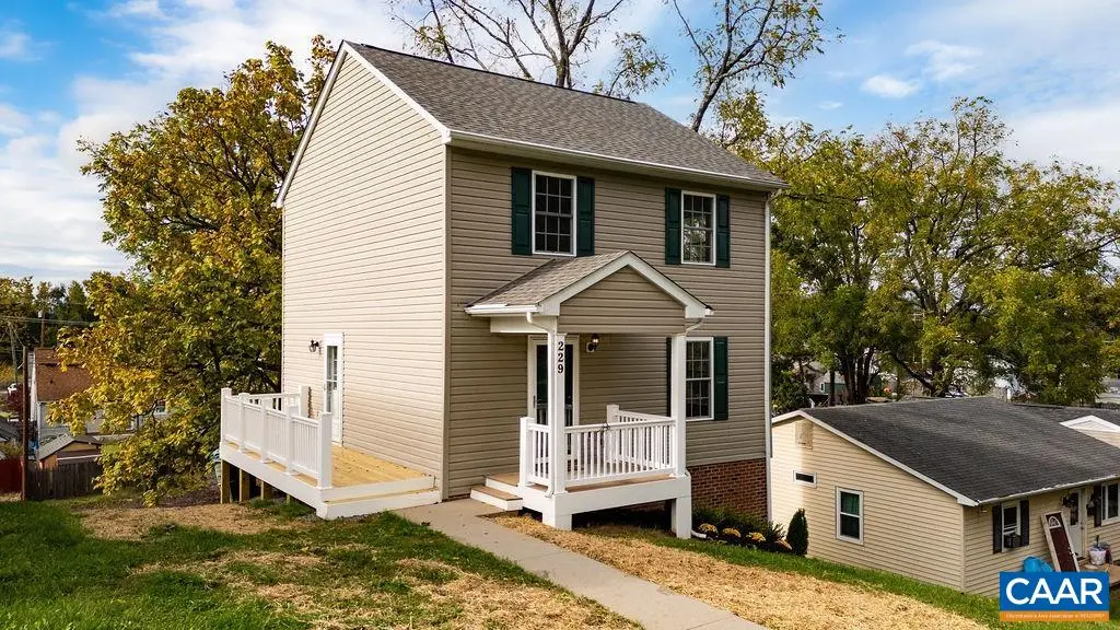 229 Winchester Ave S, Waynesboro