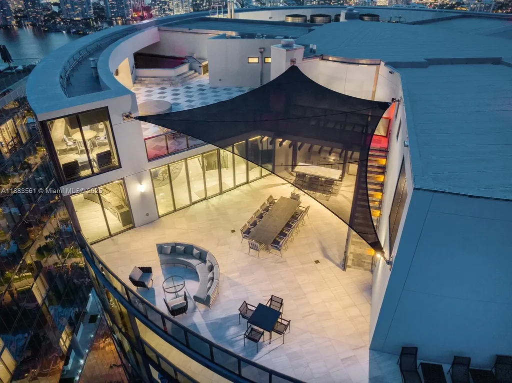 18555 Collins Ave Ph-1, Sunny Isles Beach