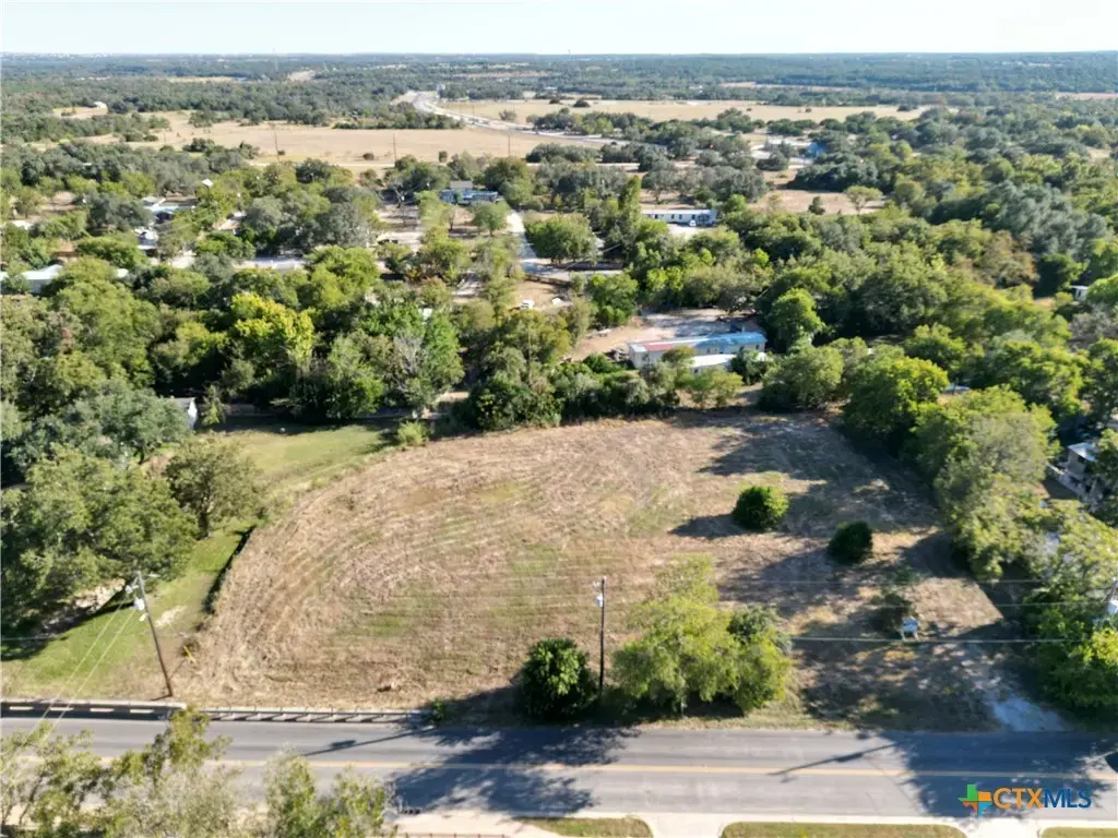 631 Main Street, Liberty Hill