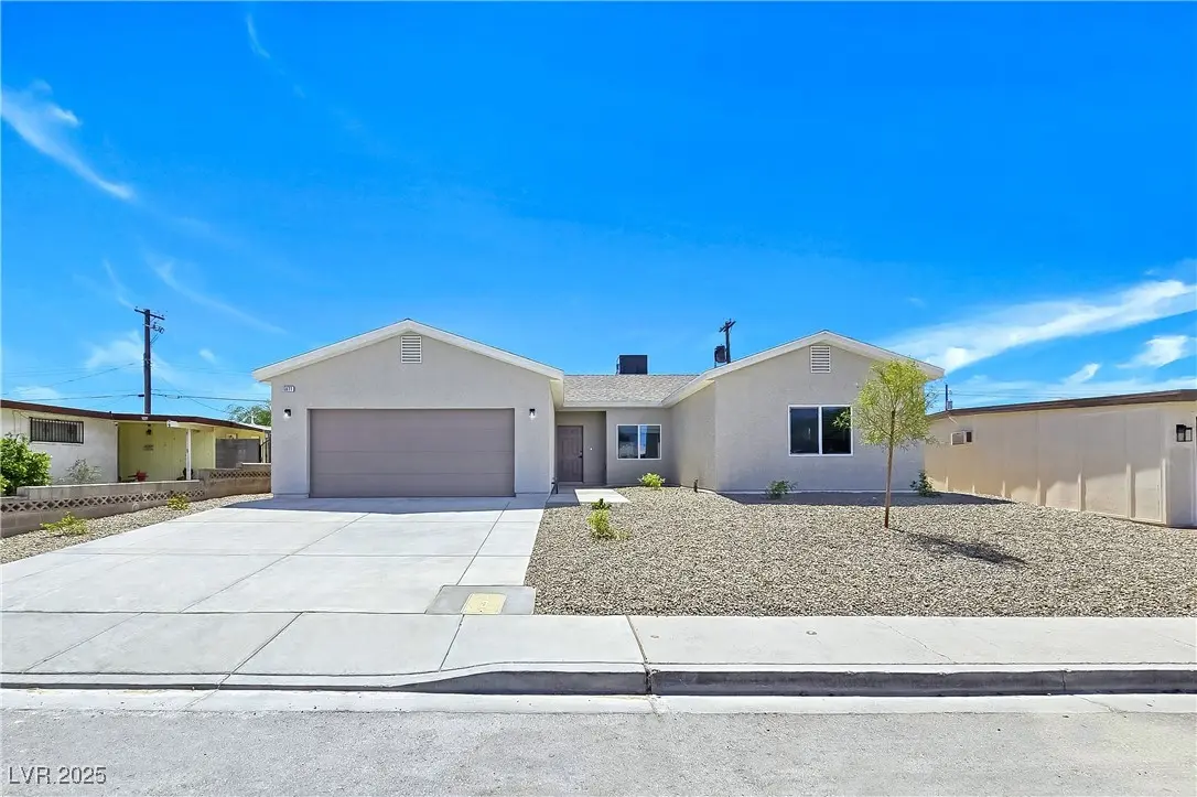 Photo of Listing #2716122