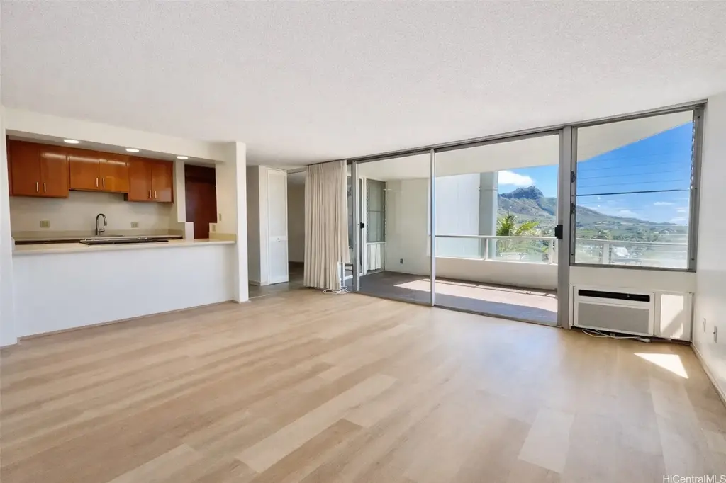 (unit #904) 2600 Pualani Way, Honolulu