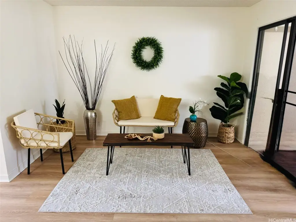 95-150 Kuahelani Avenue # 256, Mililani