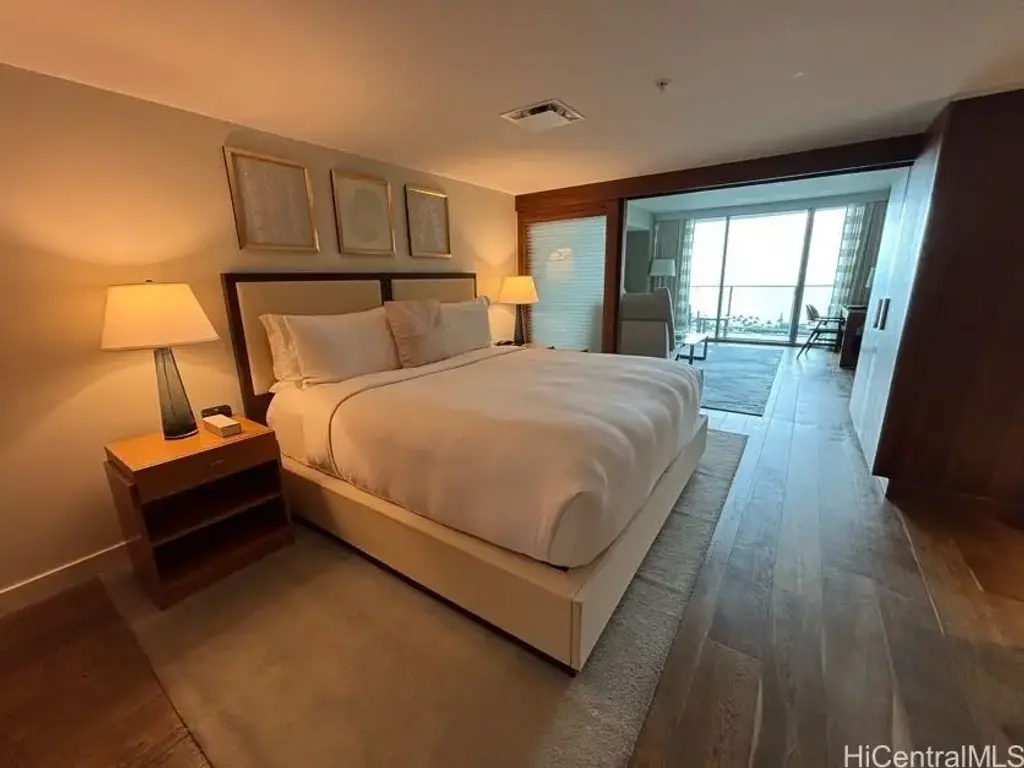 383 Kalaimoku Street # 2906, Honolulu