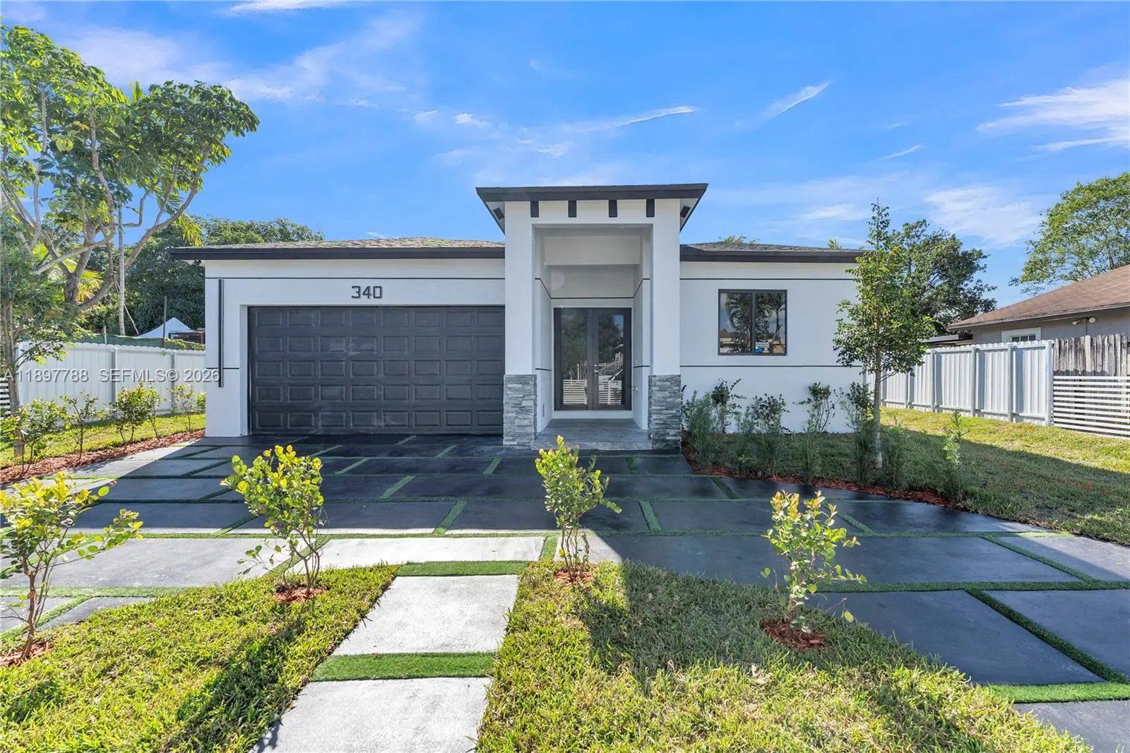 5270 Plunkett St, Hollywood