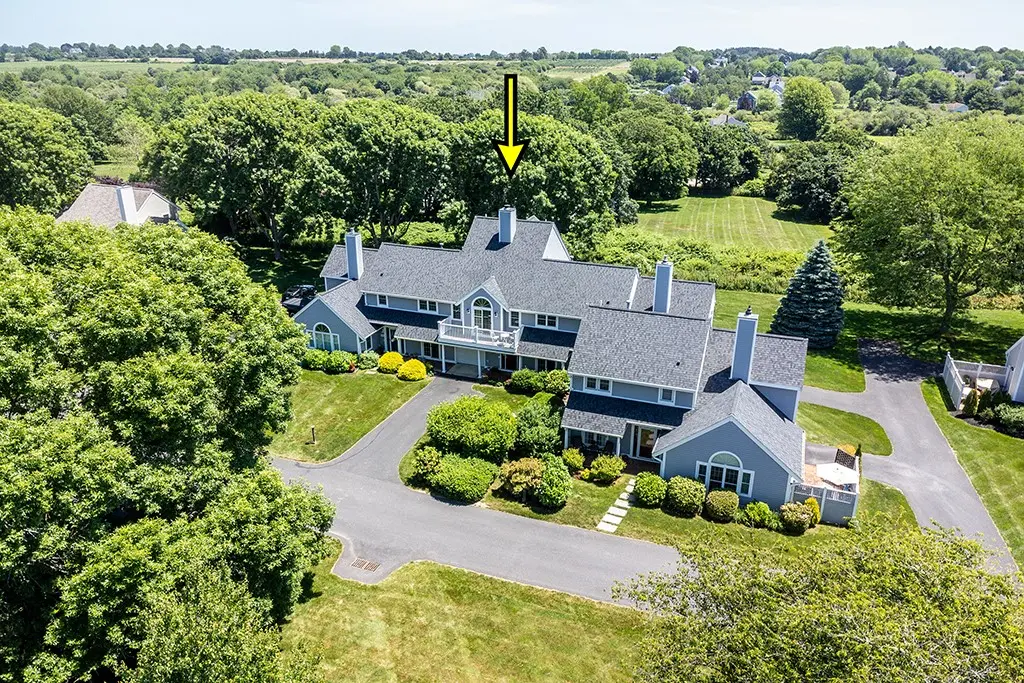 223 Corey Ln, Middletown