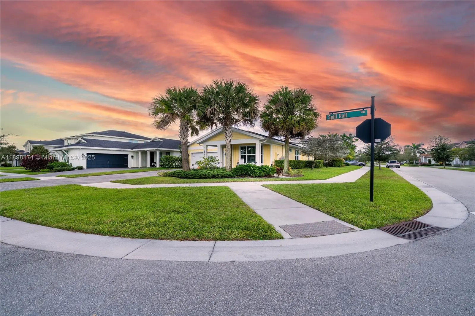 Photo of Listing #A11898174