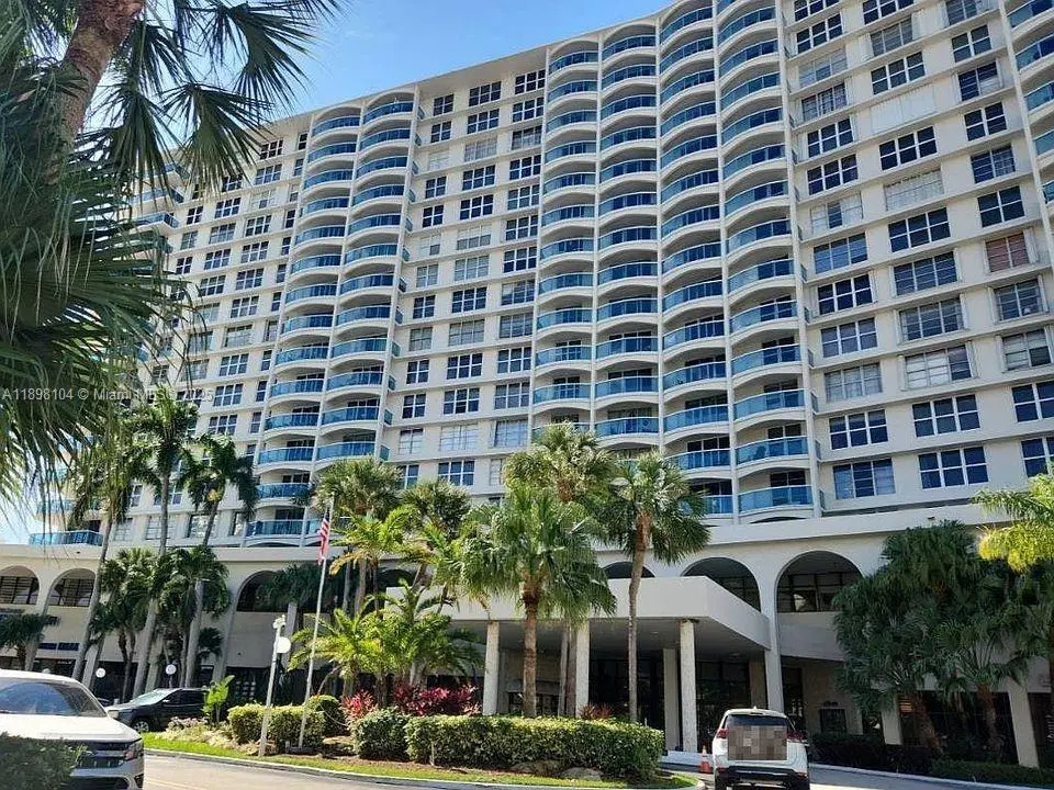 Photo of Listing #A11898104