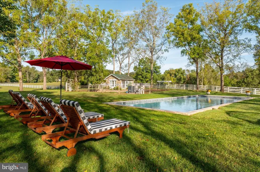 1787 Light Horse Ln, Delaplane