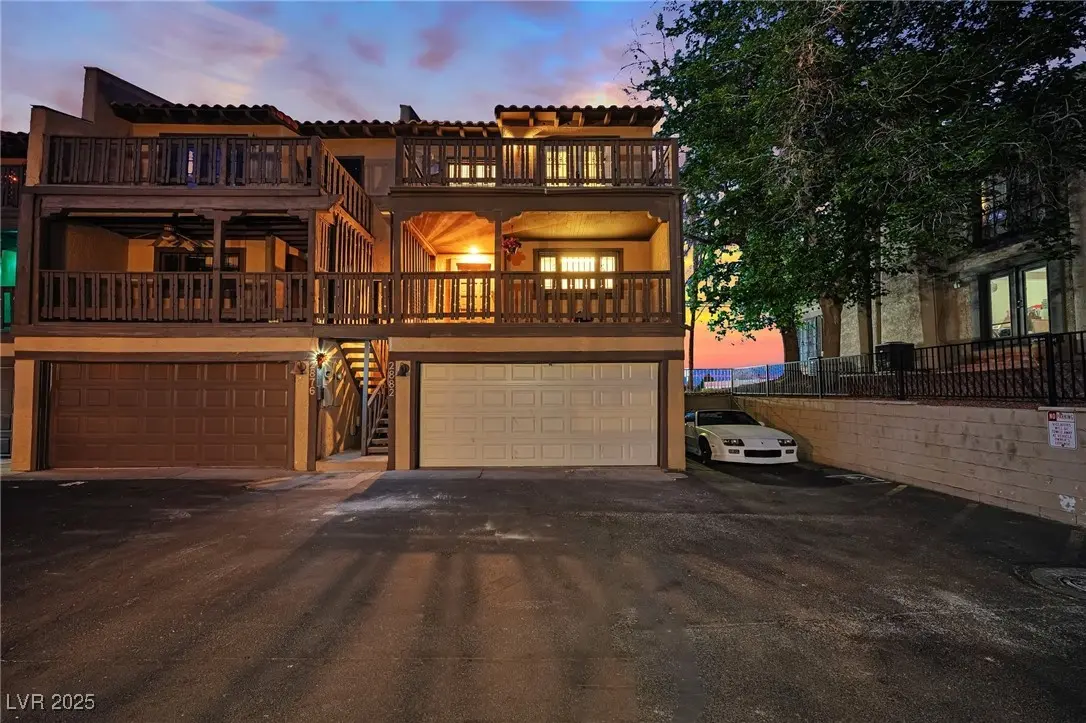 Photo of Listing #2728502