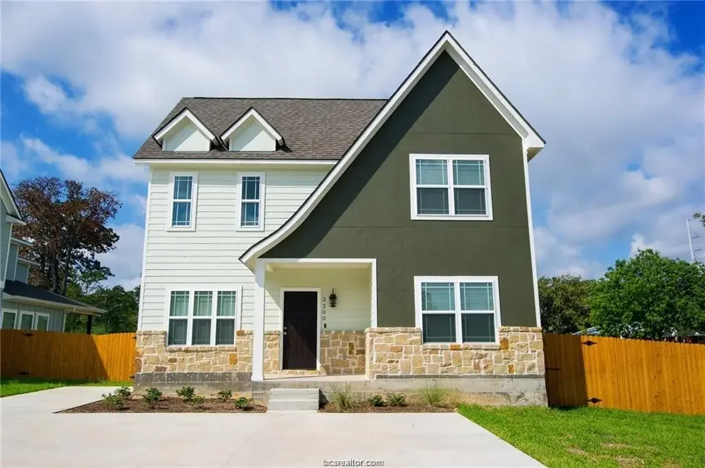 3200 Link Street, Bryan