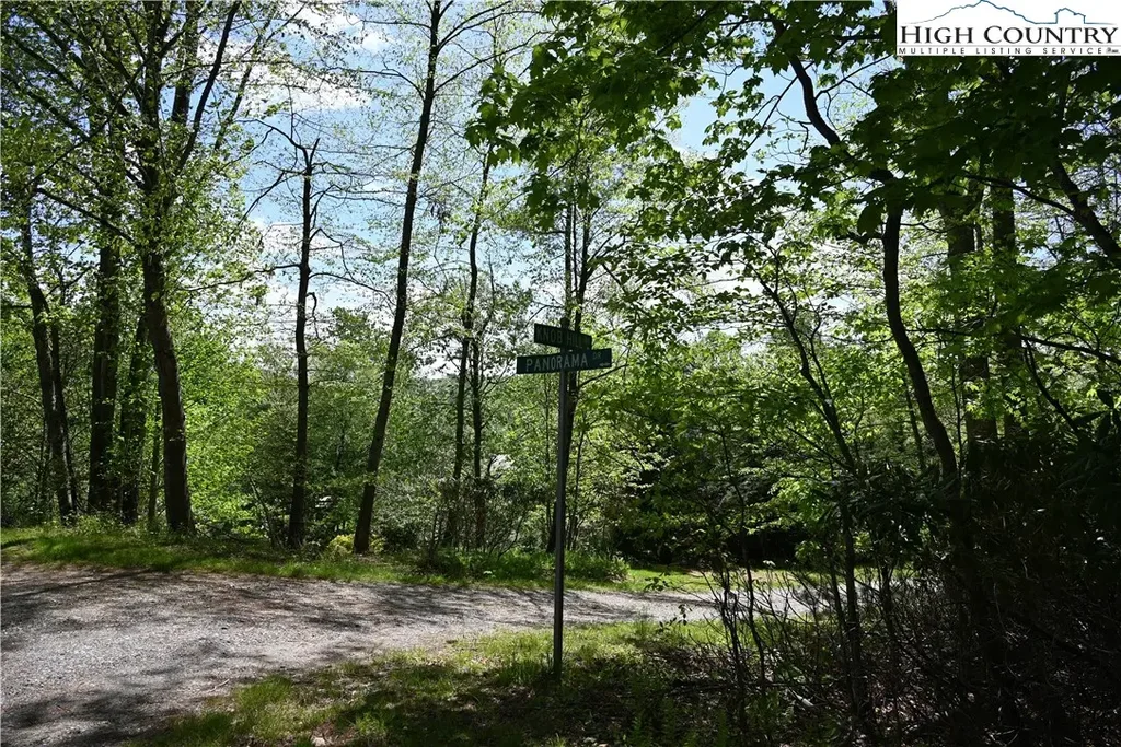 11 Knob Hill Drive, Todd