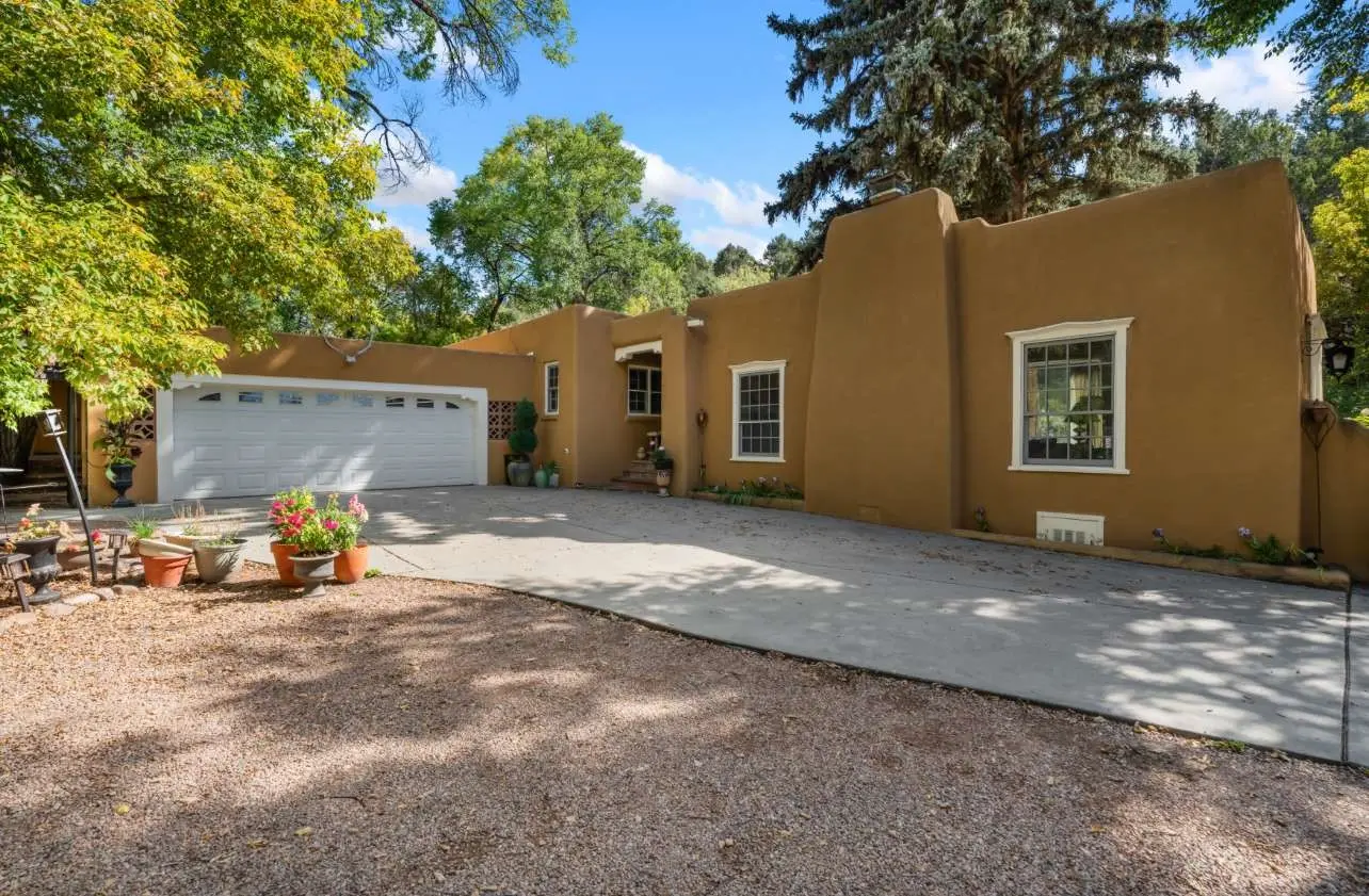 6 Big Tesuque Canyon, Santa Fe