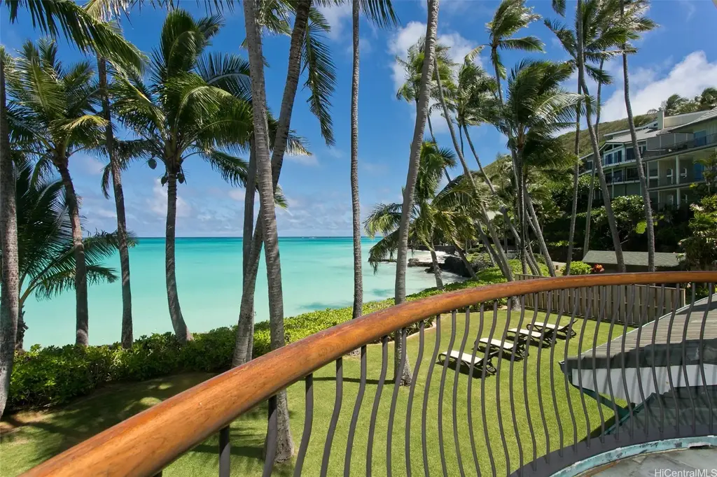 1600 Mokulua Drive, Kailua