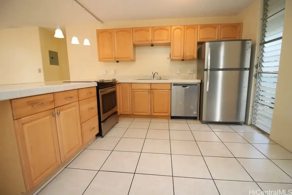 95-2035 Waikalani Place # B307, Mililani