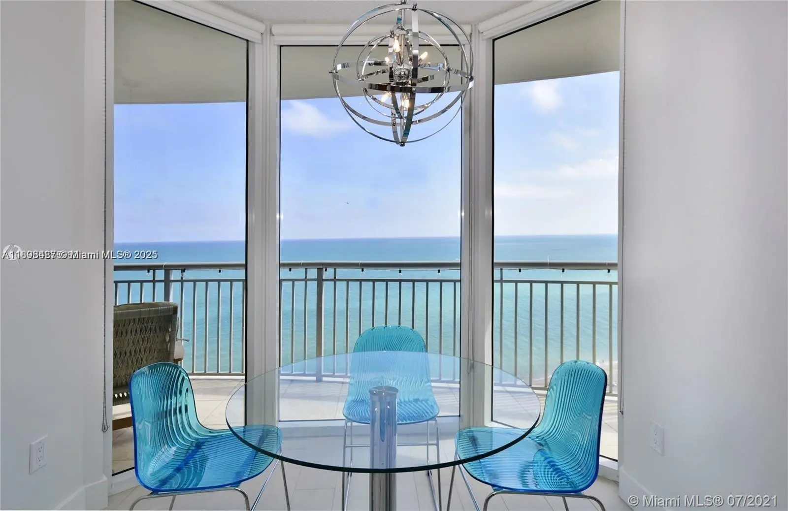 Photo of Listing #A11898487