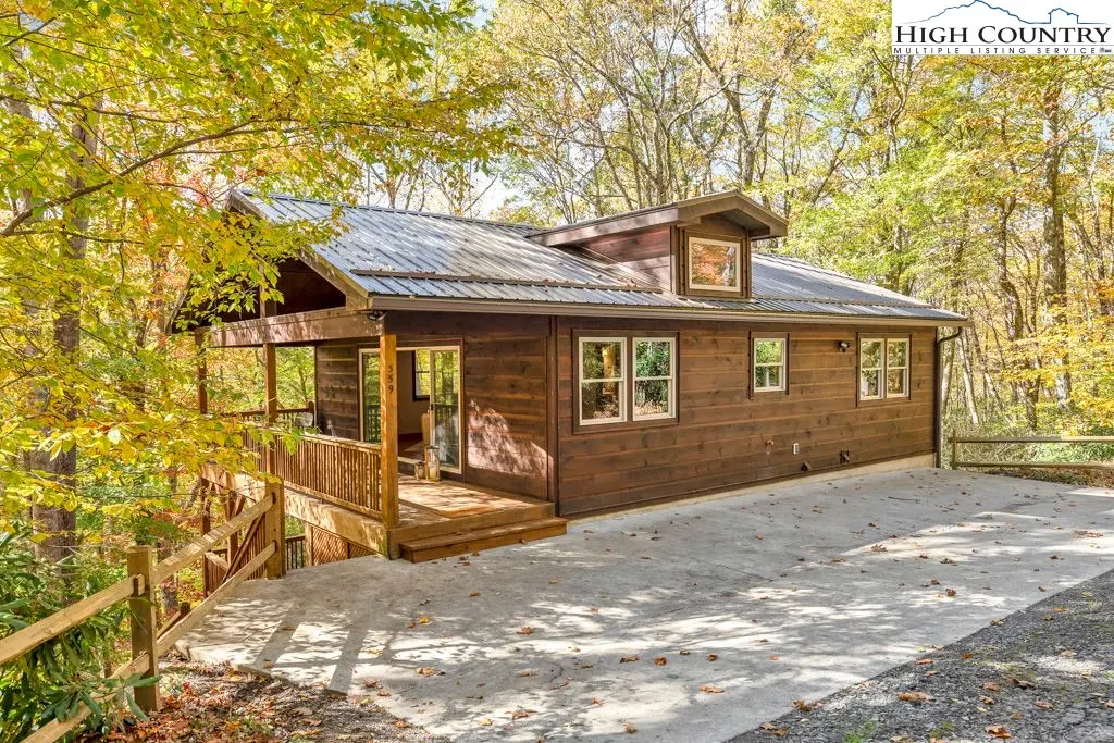 359 Sorrento Falls Road, Blowing Rock
