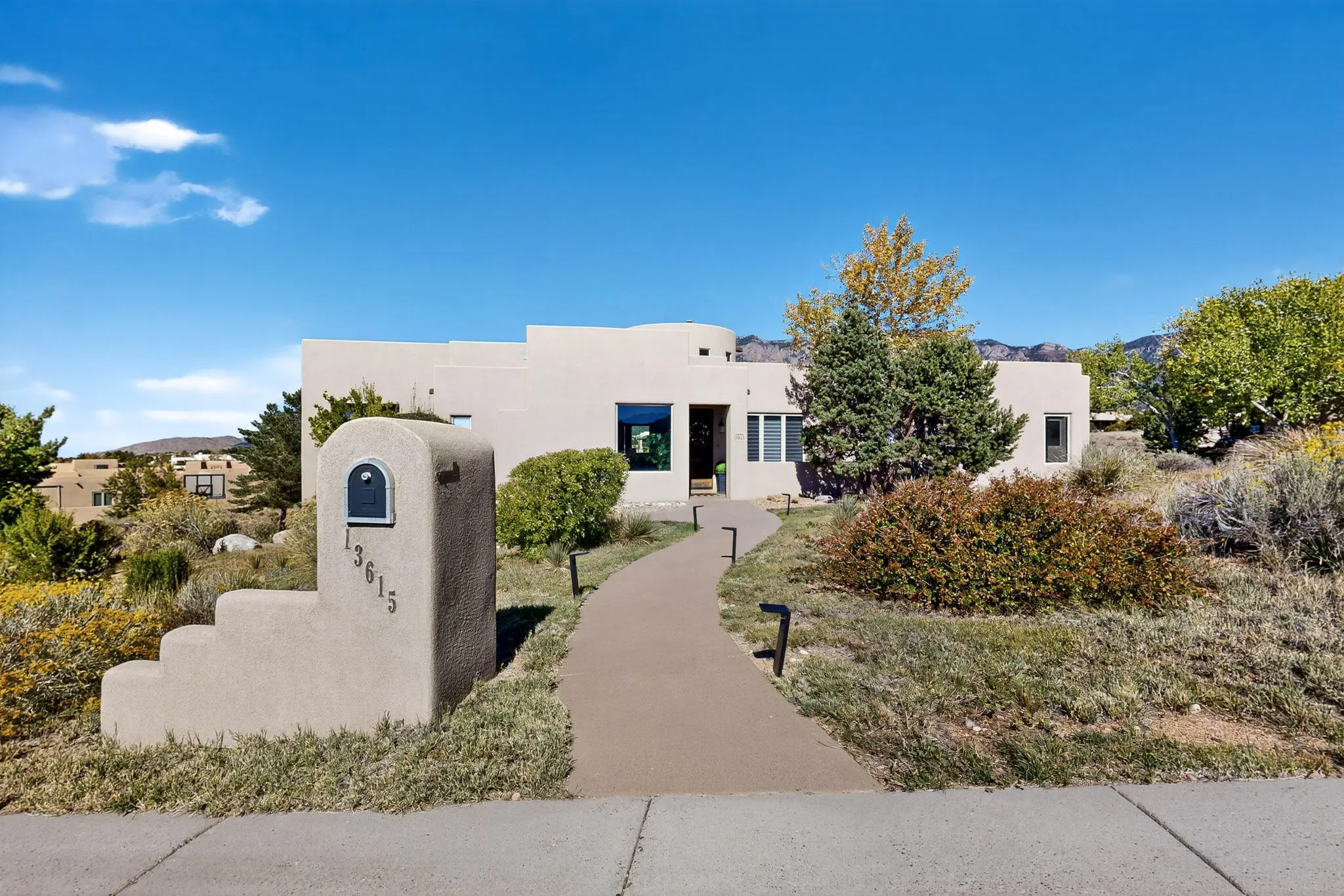 13615 Canada Del Oso Place Ne, Albuquerque