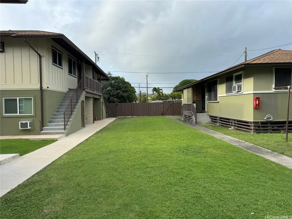 563 Wailepo Street # 2, Kailua