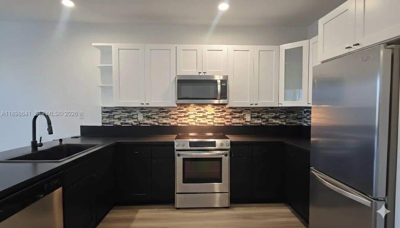 Photo of Listing #A11898641