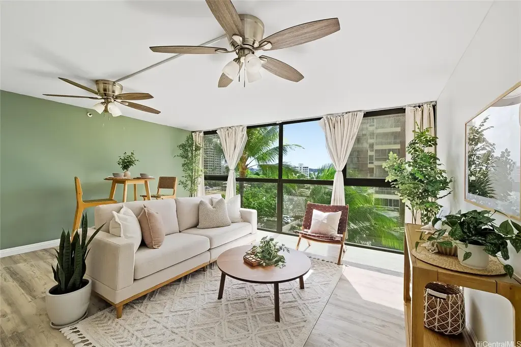 2724 Kahoaloha Lane # 803, Honolulu
