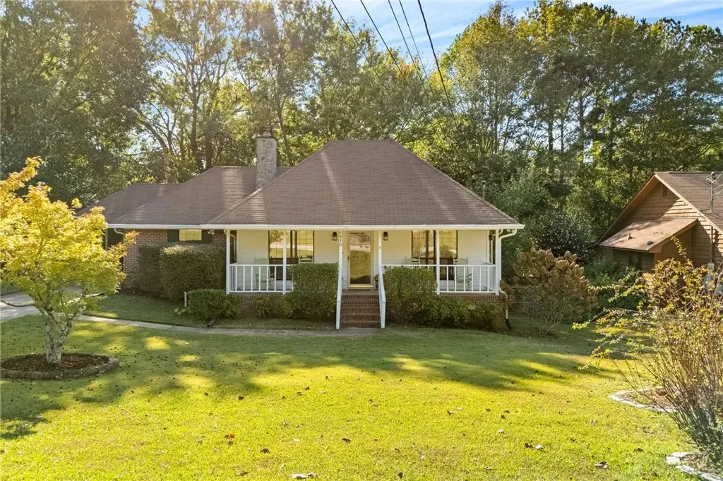 610 Rustic St, Opelika