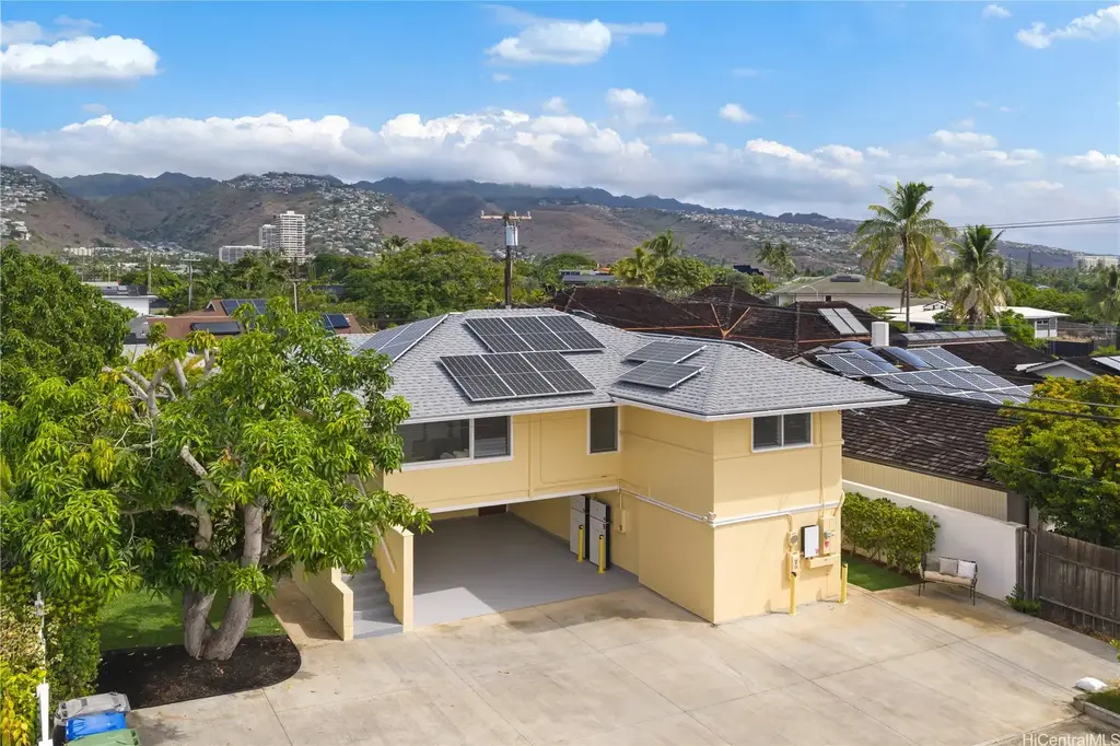 4417a Puu Panini Avenue, Honolulu
