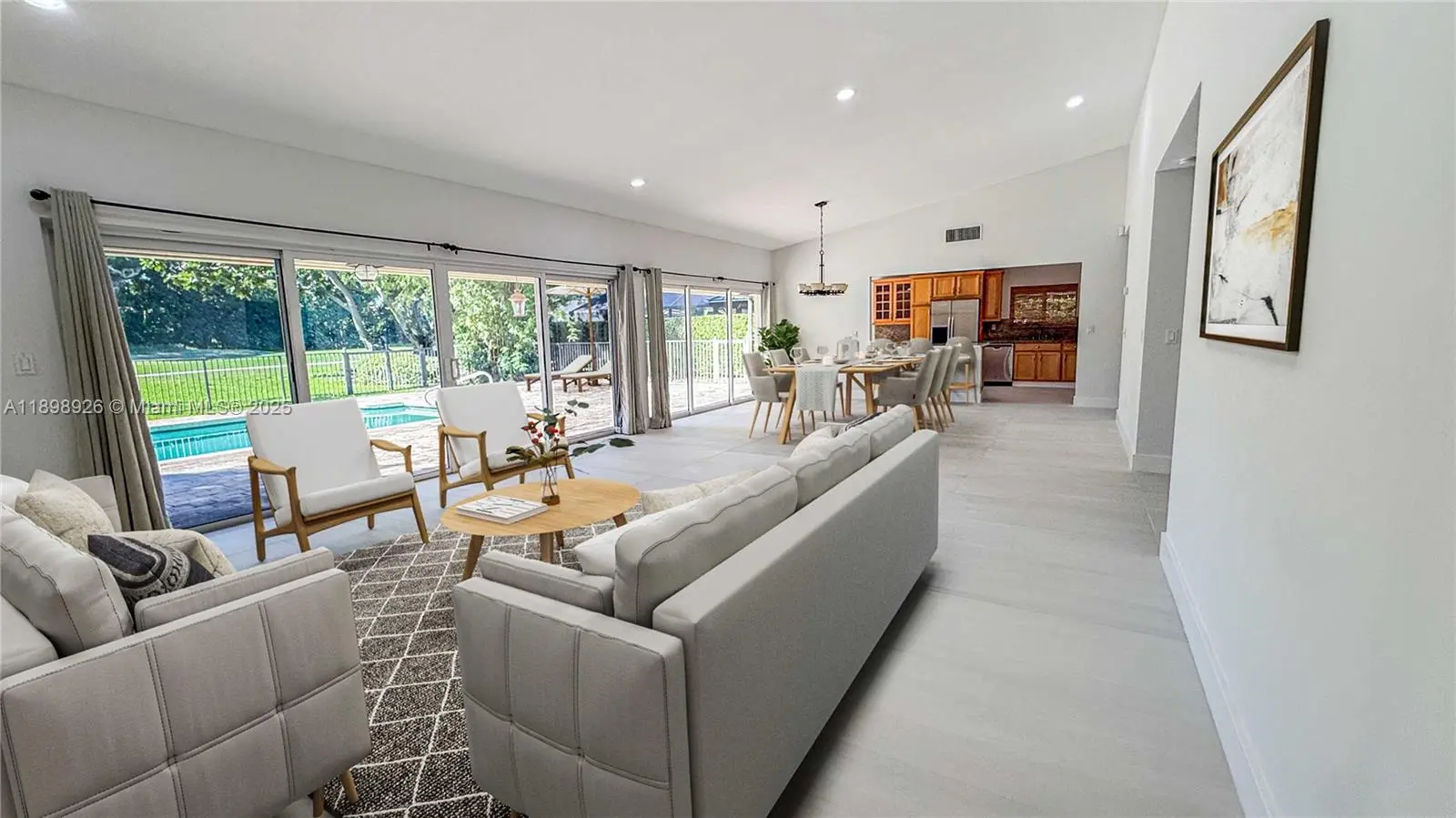 Photo of Listing #A11898926