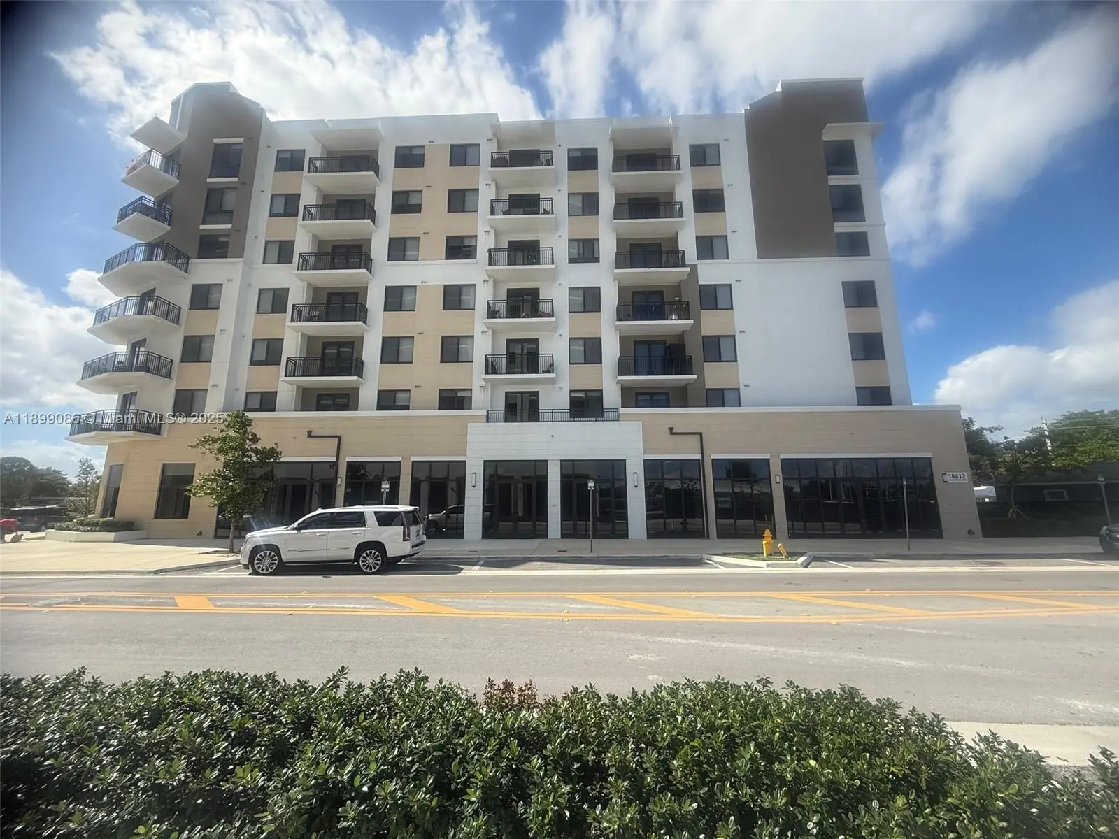 Photo of Listing #A11899086