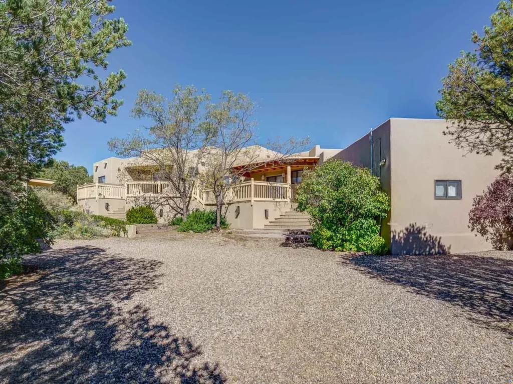 801 Calle David, Santa Fe