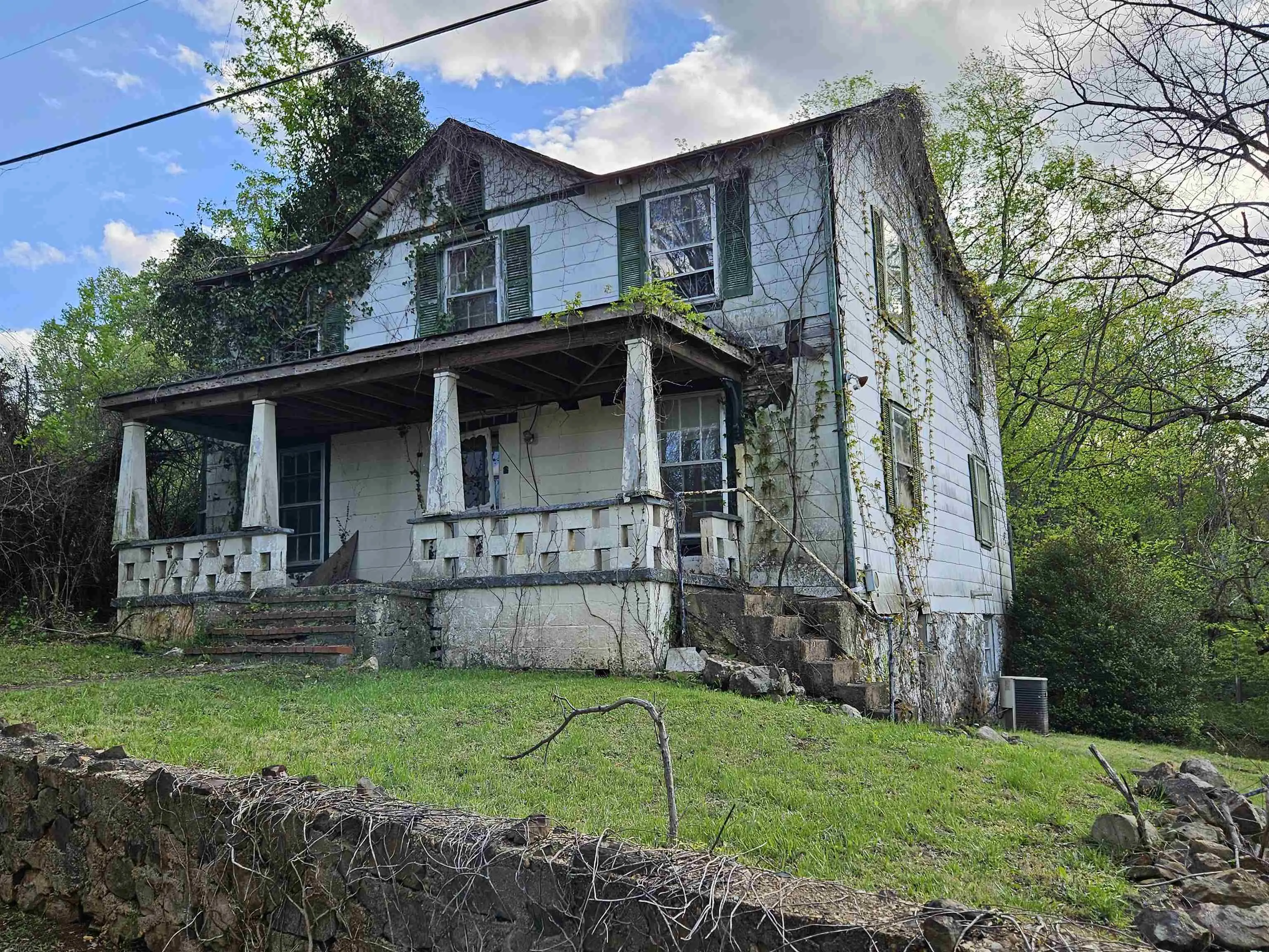 9422 Little Skyline Dr, Orange