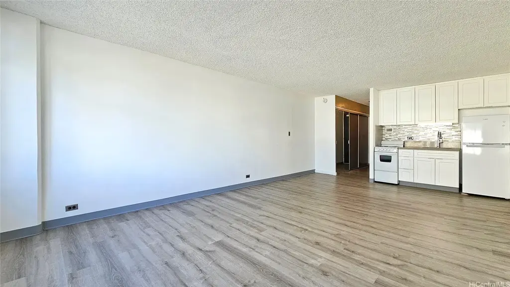 747 Amana Street # 801, Honolulu