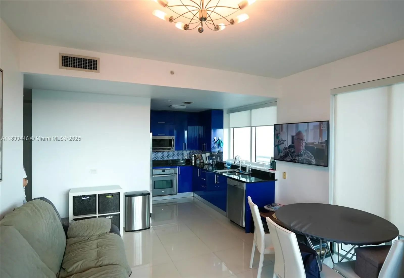 Photo of Listing #A11899446