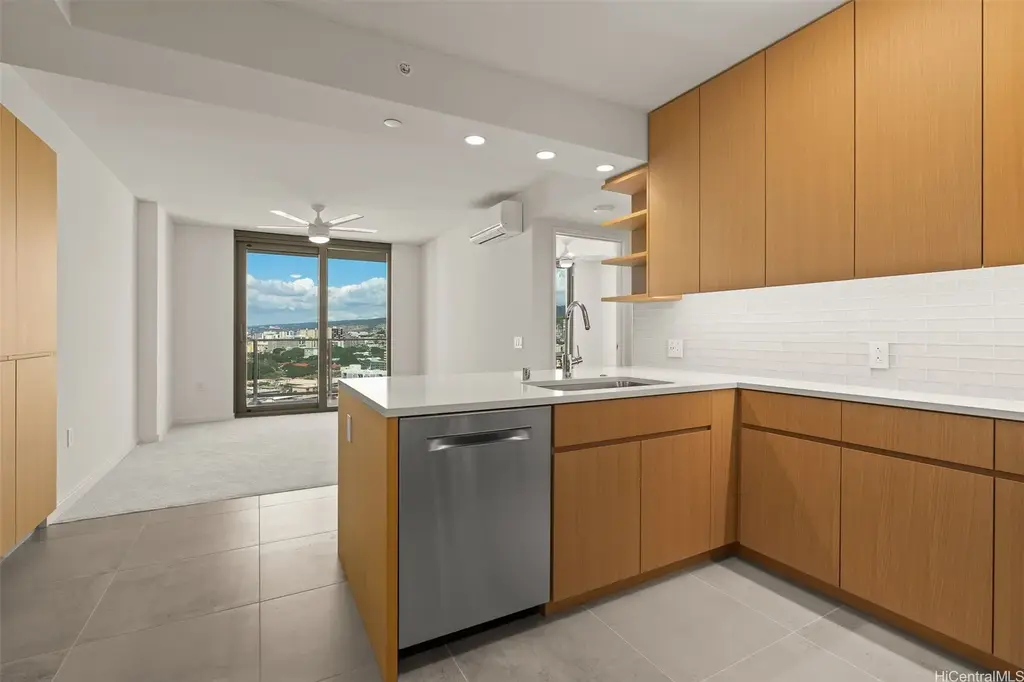 1388 Kapiolani Boulevard # 2204, Honolulu