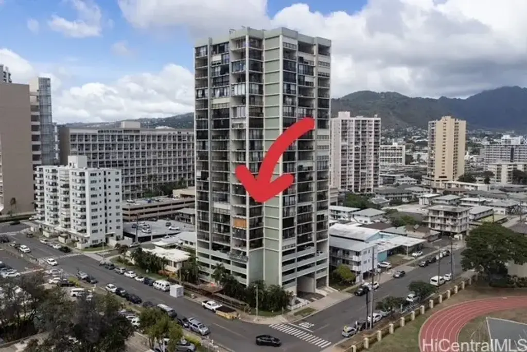 2444 Hihiwai Street # 804, Honolulu