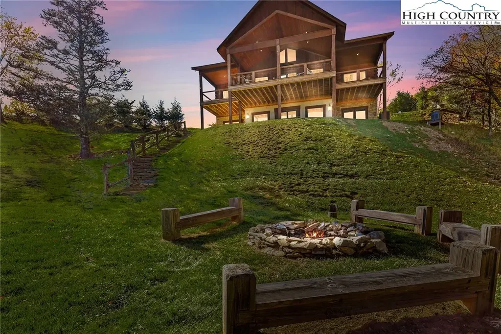 584 Grey Fox Ridge Road, Banner Elk