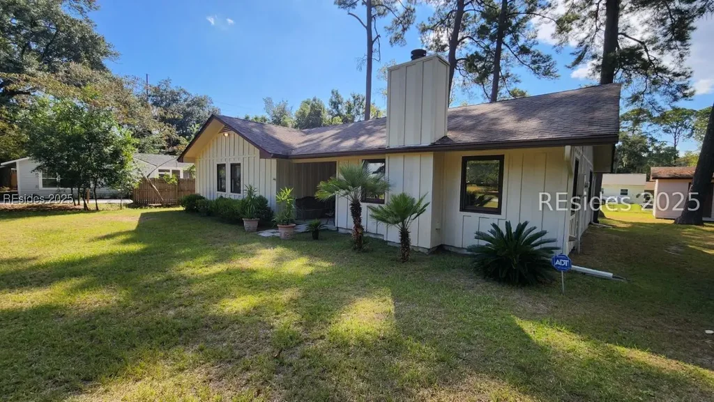 604 Huguenin Drive, Beaufort