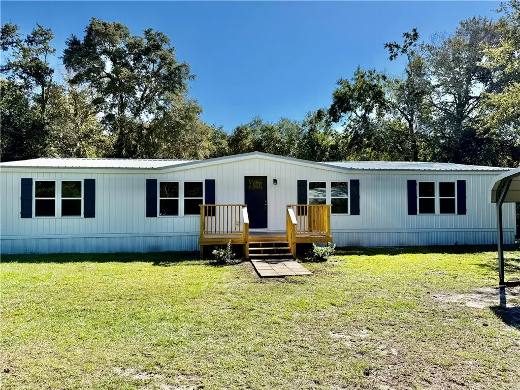 183 Pelican Road, Woodbine