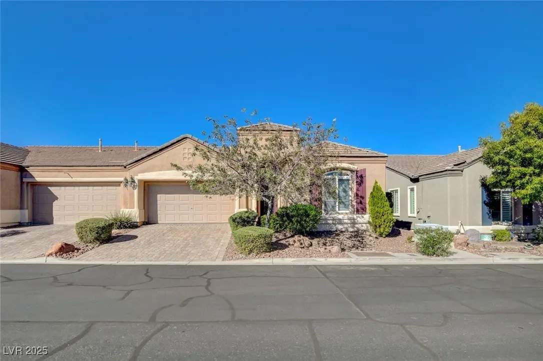 Photo of Listing #2728870